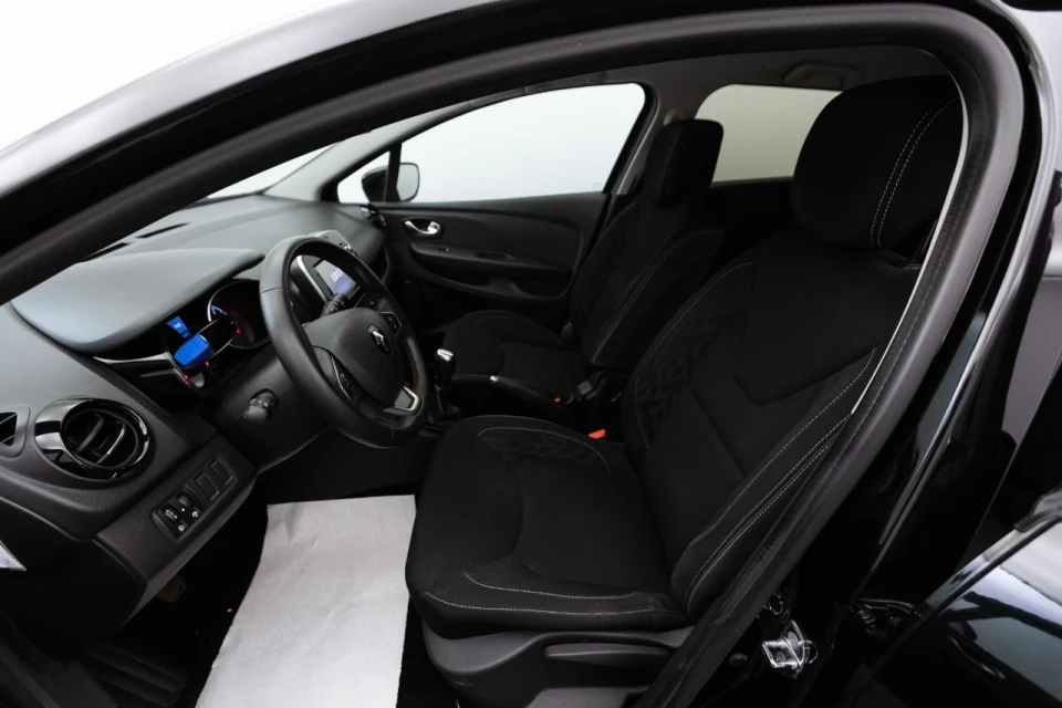 Renault Clio foto 9