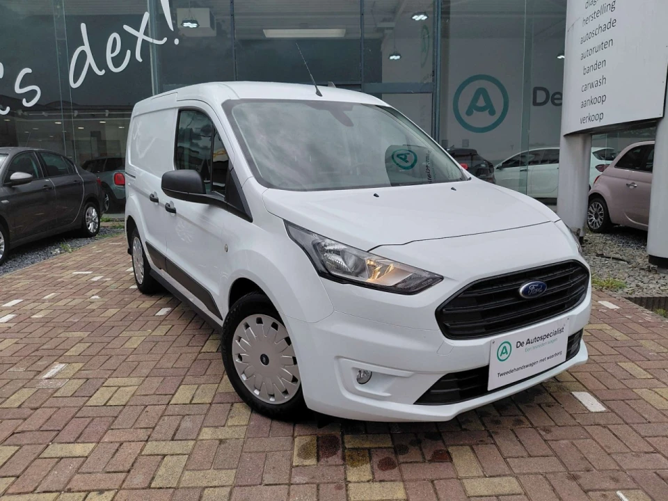 Ford Tourneo Courier Titanium