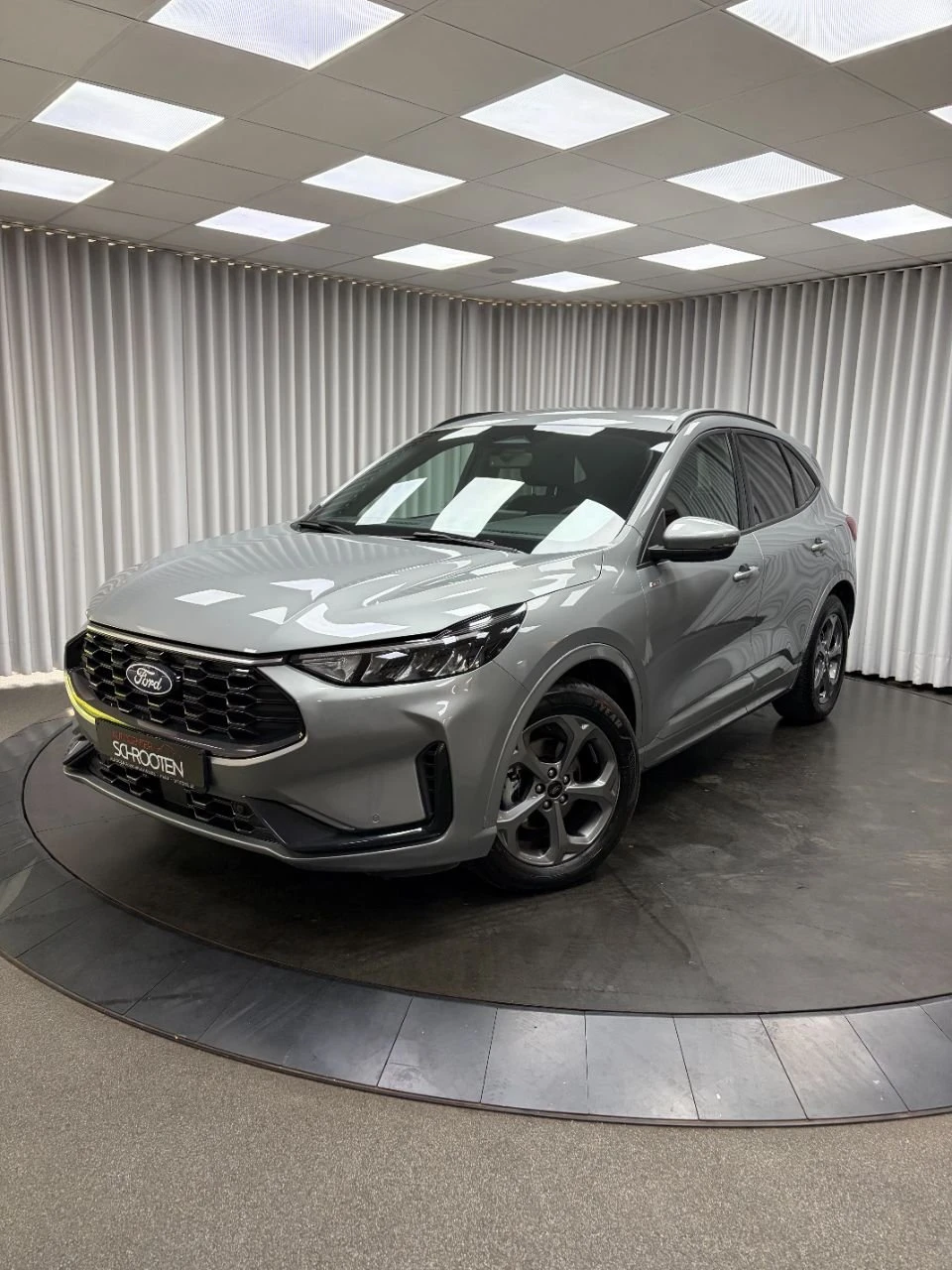 Ford Kuga 2.5 Duratec 180 FHEV Powershift ST-Line