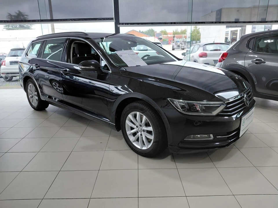 VW Passat Variant Passat SW 2.0 TDi SCR Highline Business DSG(EU6.2)