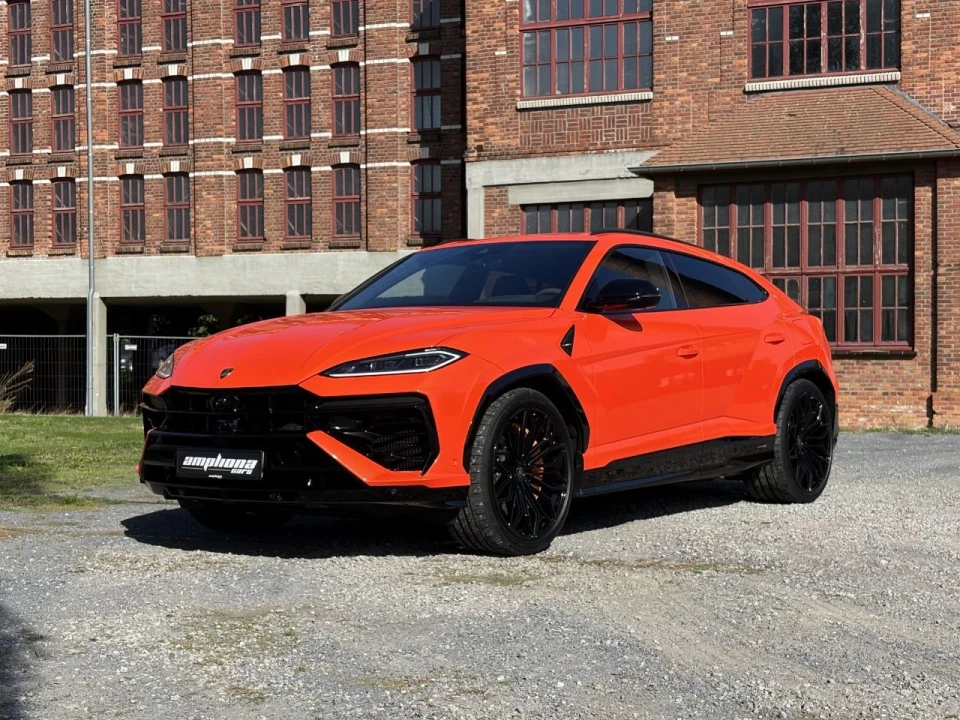 Lamborghini Urus Urus SE PHEV Electrified. Intensified. Unmistakably Lambo
