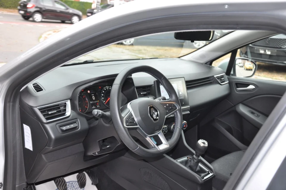 Renault Clio foto 9