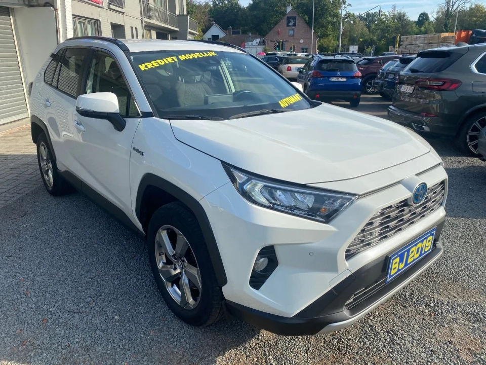 Toyota RAV4 Hybrid 4x4 STYLE