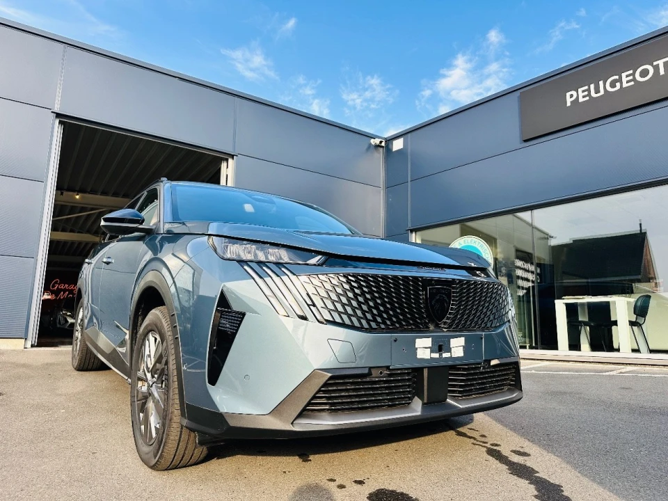 Peugeot 5008 Hybrid 136 Allure, foto 2