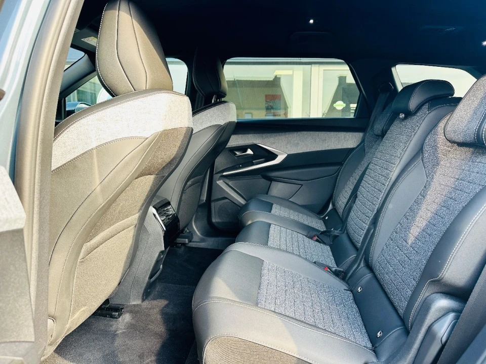 Peugeot 5008 Hybrid 136 Allure, foto 9