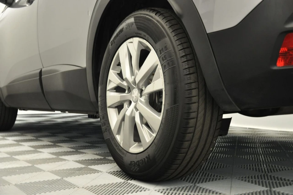 Peugeot 3008 foto 8