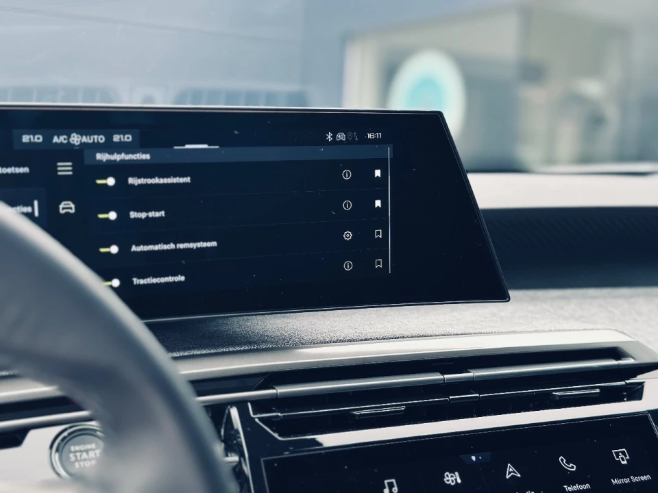 Peugeot 3008 Hybrid 136 Allure, foto 15