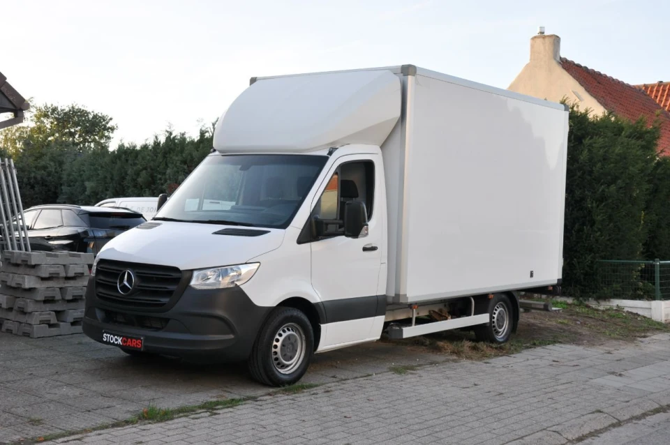 Mercedes-Benz Sprinter