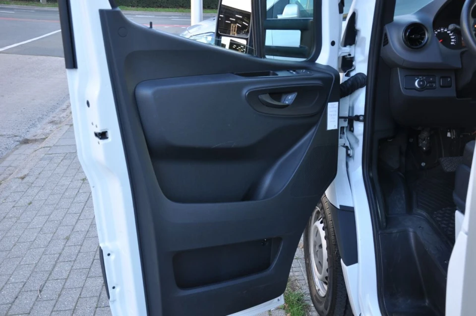 Mercedes-Benz Sprinter foto 8
