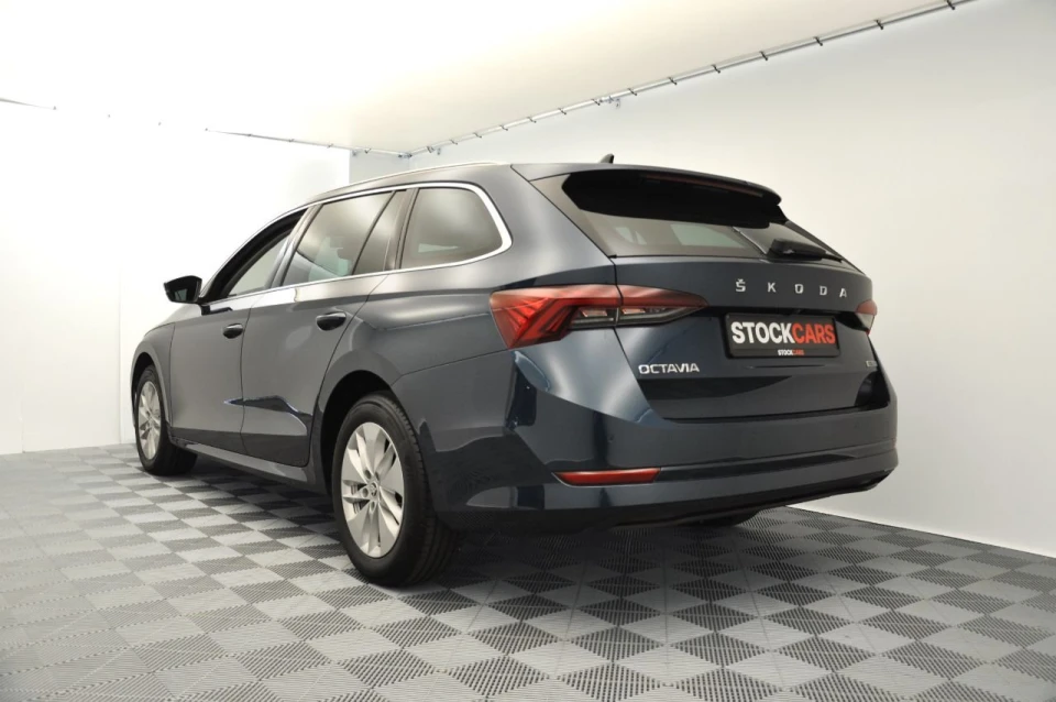 Skoda Octavia foto 6
