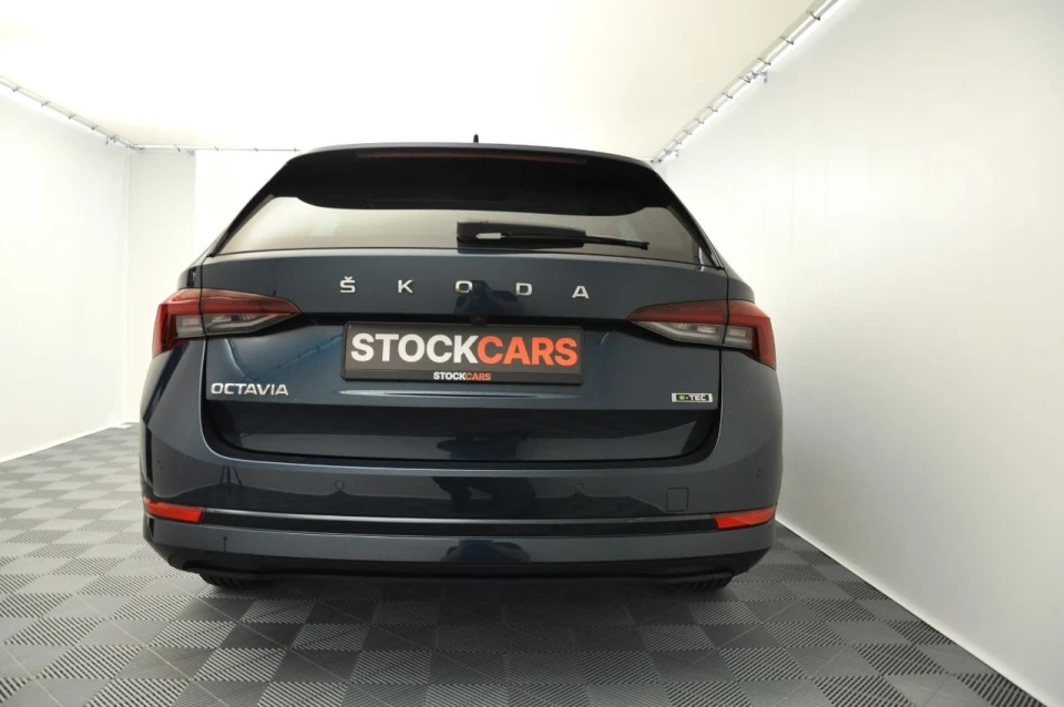 Skoda Octavia foto 7